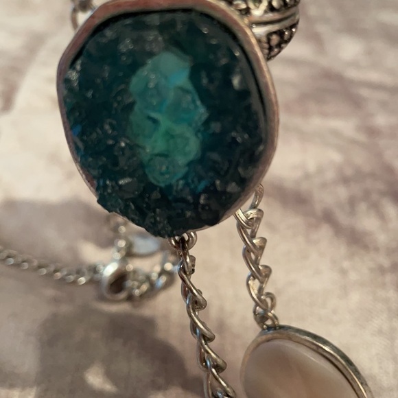 Vintage Laura Ashley Station Necklace - Picture 3 of 15
